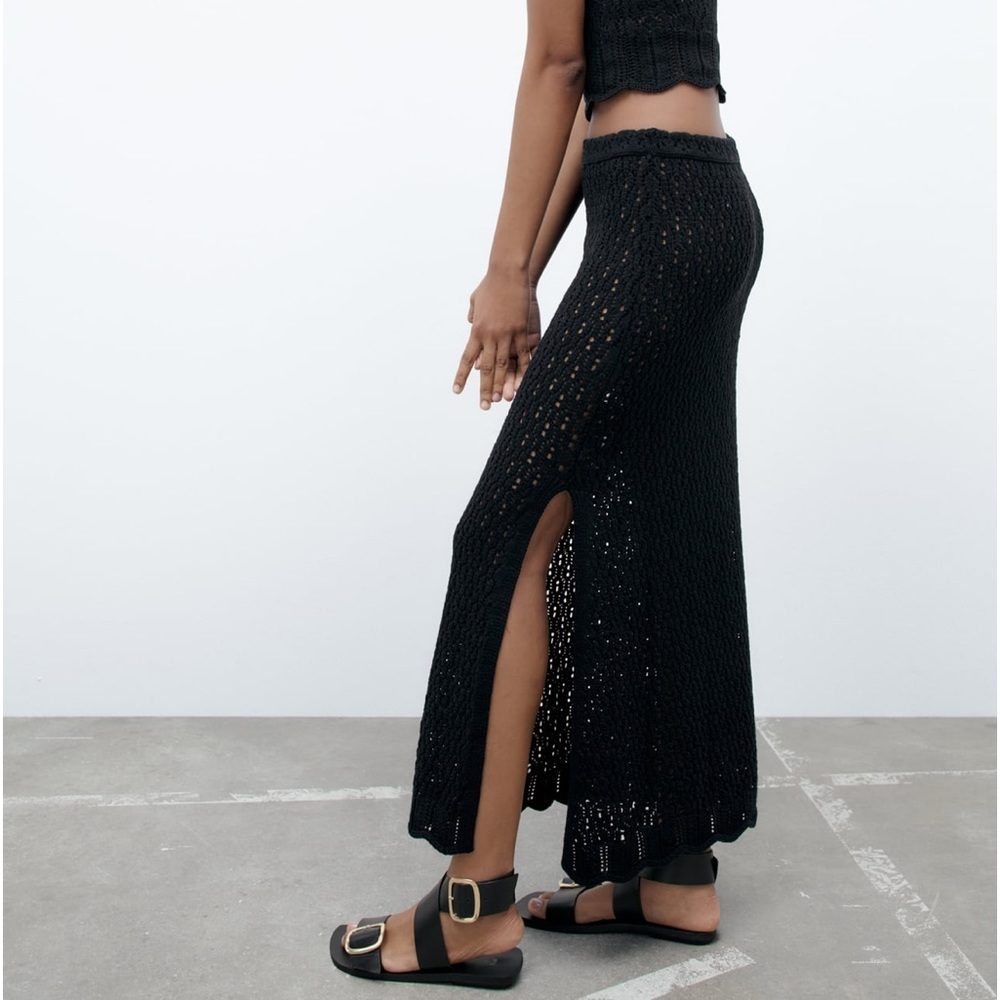 Zara LONG POINTELLE KNIT SKIRT